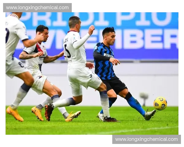 国际米兰主场鏖战桑普多利亚巅峰对决上演蓝黑军团誓夺关键胜利